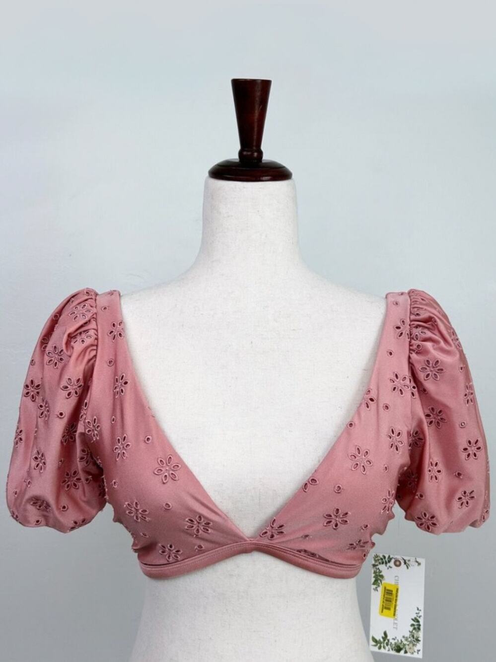 Chelsea & Violet Swim Pink Eyelet Waterproof Swim Padded Cropped Bikini Top NWT